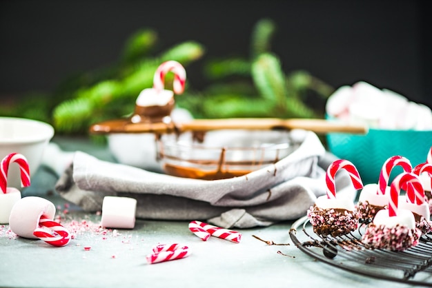 Faire des bonbons de Noël créatifs