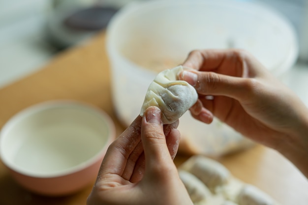 Faire des boulettes de style chinois maison