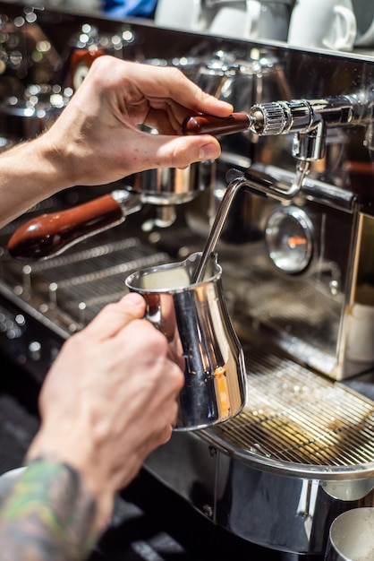 Faire du café professionnel au café