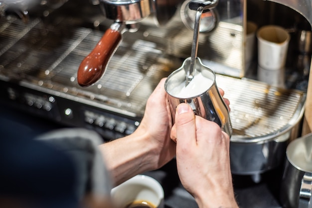 Faire du café professionnel au café