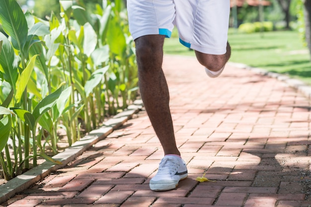 Faire du jogging dans le parc