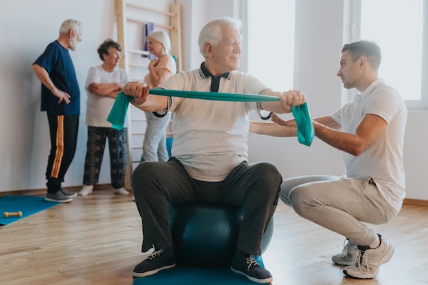 Faire de l'exercice sur un ballon