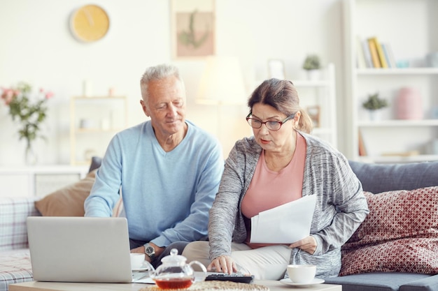 Faire la révision financière à la maison