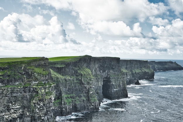 Falaises célèbres du comté de Moher Clare, Irlande