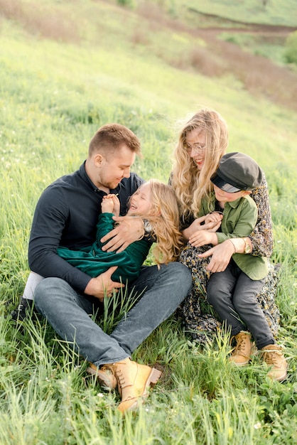 Famille, amusant, dehors