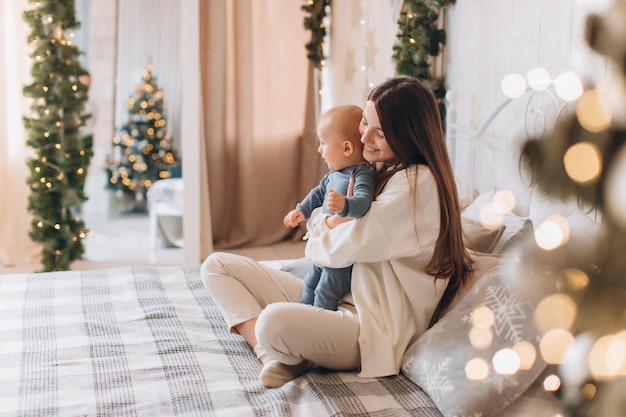 Famille célébrant le Nouvel An