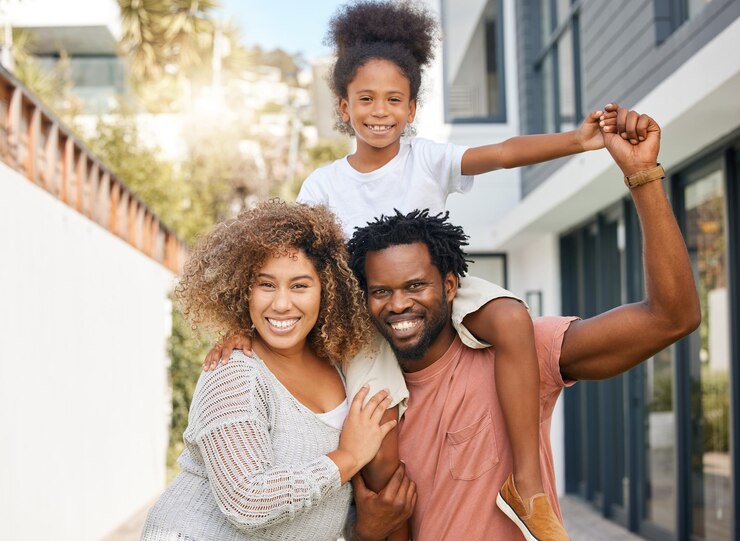 Photo une famille heureuse n'est qu'un paradis antérieur photo d'une famille passant du temps ensemble à l'extérieur