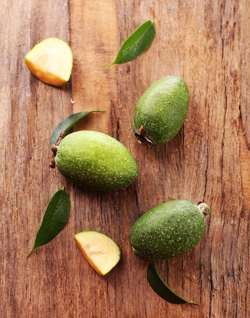 Feijoa sur table libre