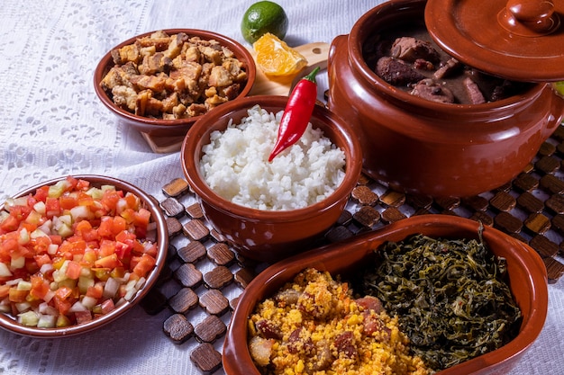 Feijoada, la tradition de la cuisine brésilienne.