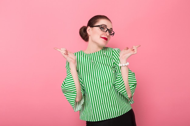 Femme d'affaires avec un chignon