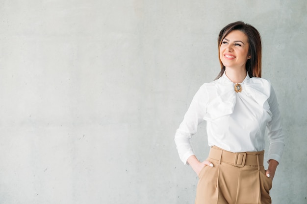 femme d'affaires. femme leader forte et réussie