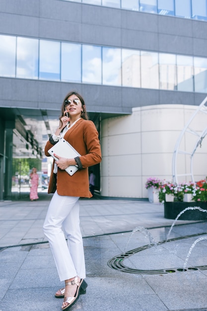 femme d'affaires mode de vie urbain