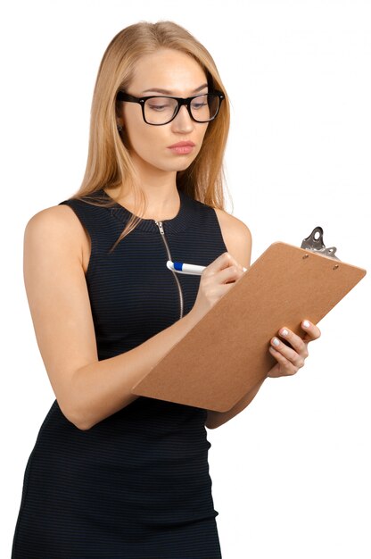 Femme d'affaires avec le presse-papier