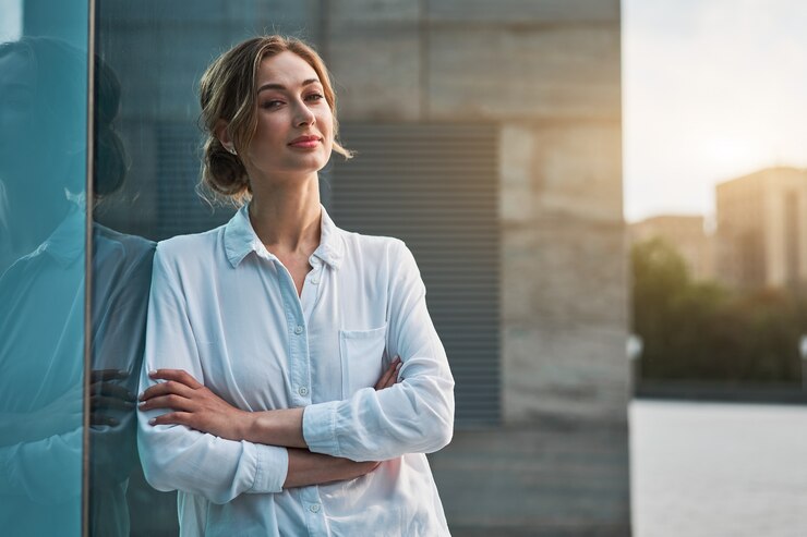 Femme affaires, réussi, femme, femme affaires, extérieur
