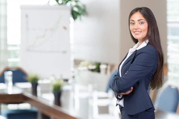 Femme d&#39;affaires souriant