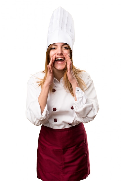 Femme belle chef criant