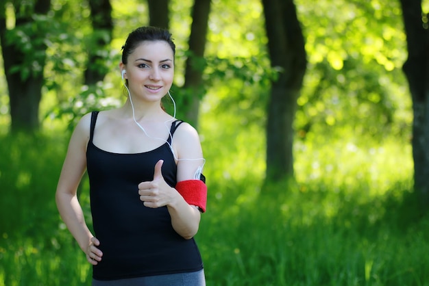 femme, boire, eau, sport