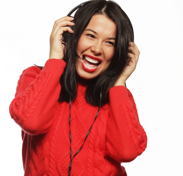 femme avec un casque d'écoute de musique