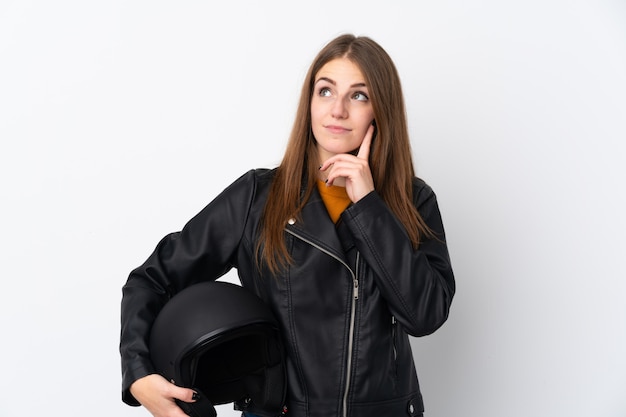 Femme, à, a, casque moto, penser, une, idée