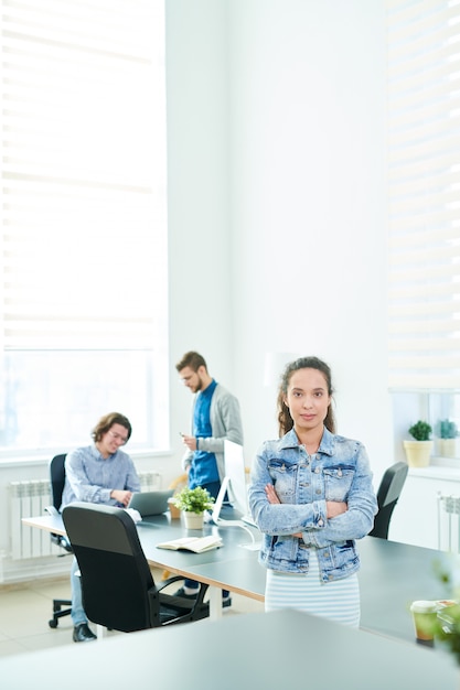 Femme chef d'entreprise avec de grandes opportunités