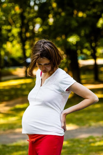 La femme enceinte fatiguée