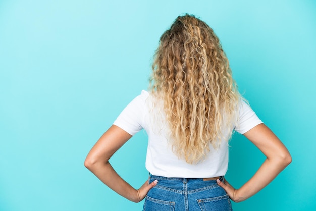 femme sur fond isolé