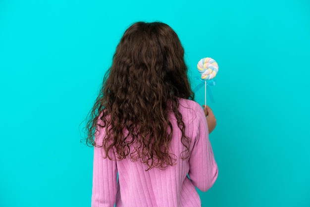 Femme sur fond isolé