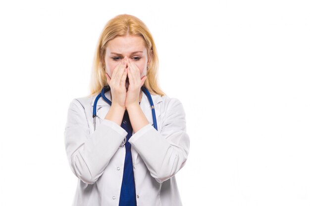 Femme médecin avec stéthoscope