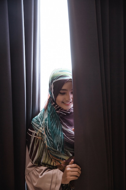 Femme musulmane asiatique avec hijab