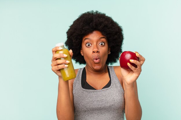 Femme noire de remise en forme afro