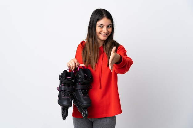 Femme patineuse en studio