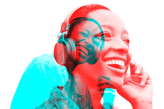 Femme Png écoutant de la musique avec des écouteurs sans fil dans un effet d'exposition en double couleur