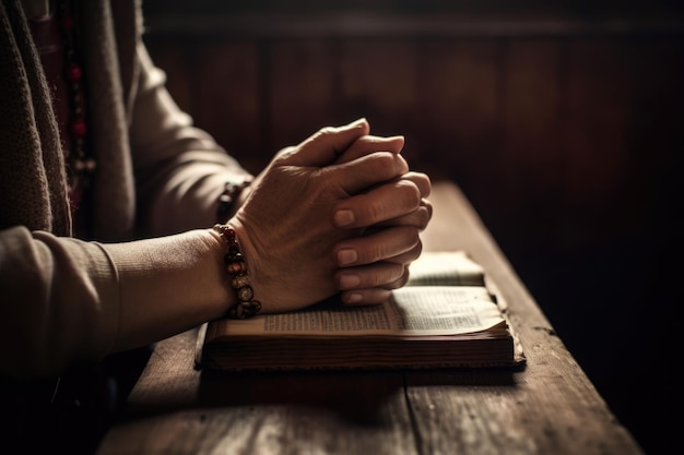 Une femme priant les mains jointes sur une sainte bible Generative AI
