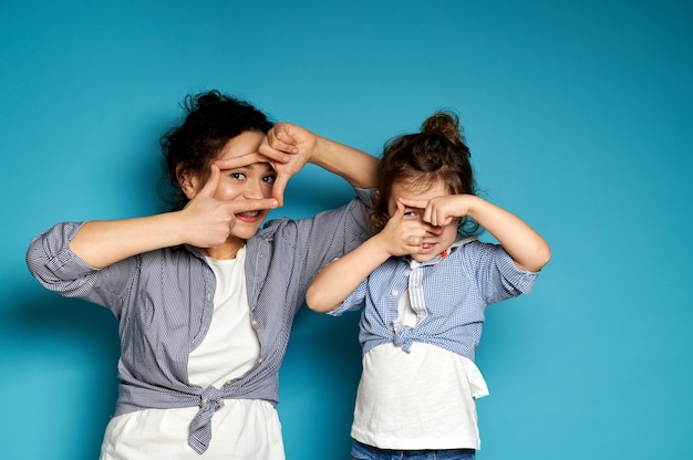 Femme et sa petite fille