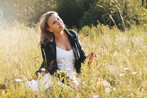 Femme, séance, herbe, Parc