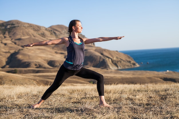 femme, yoga, nature, extérieur