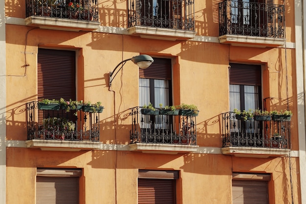 fenêtre dans le bâtiment