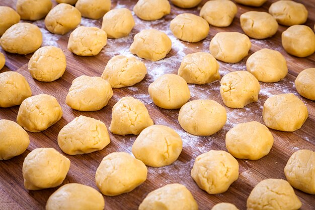 fermer les petits pains avant la cuisson