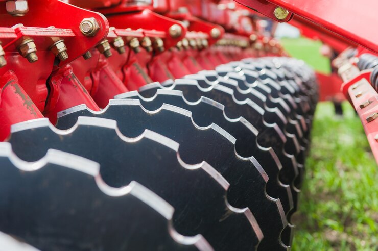 Photo fermez les disques de roues métalliques agricoles épais