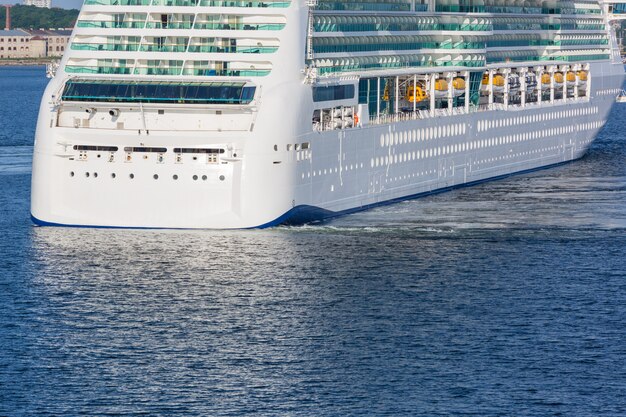 Ferry Boat dans le golfe de Finlande