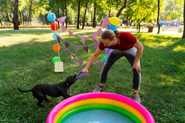 Photo fête d'anniversaire piscine pour chiens