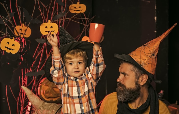 Fête et célébration d'Halloween