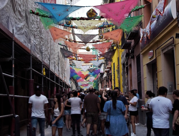 Fête locale dans les rues