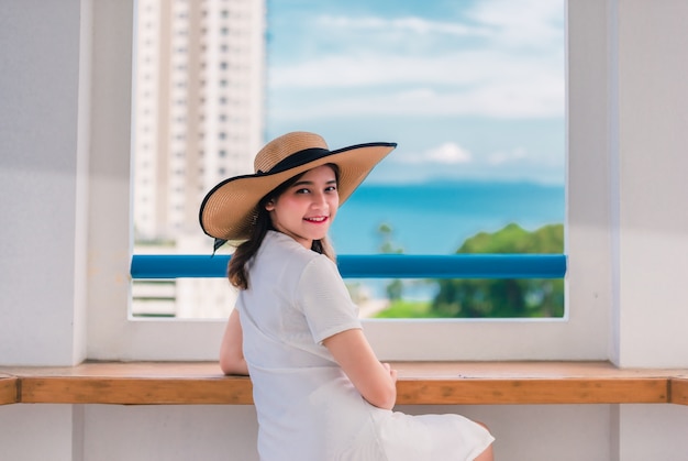 La fête spéciale de cette fille est très heureuse