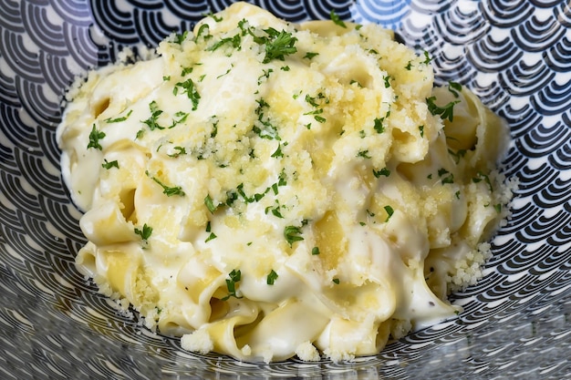 Fettuccine Alfredo ou fettuccine al burro vue rapprochée