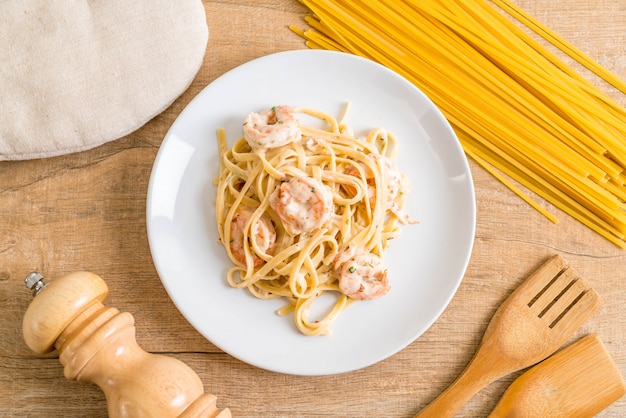 fettuccini aux crevettes