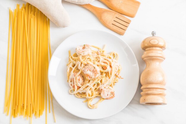 fettuccini aux crevettes