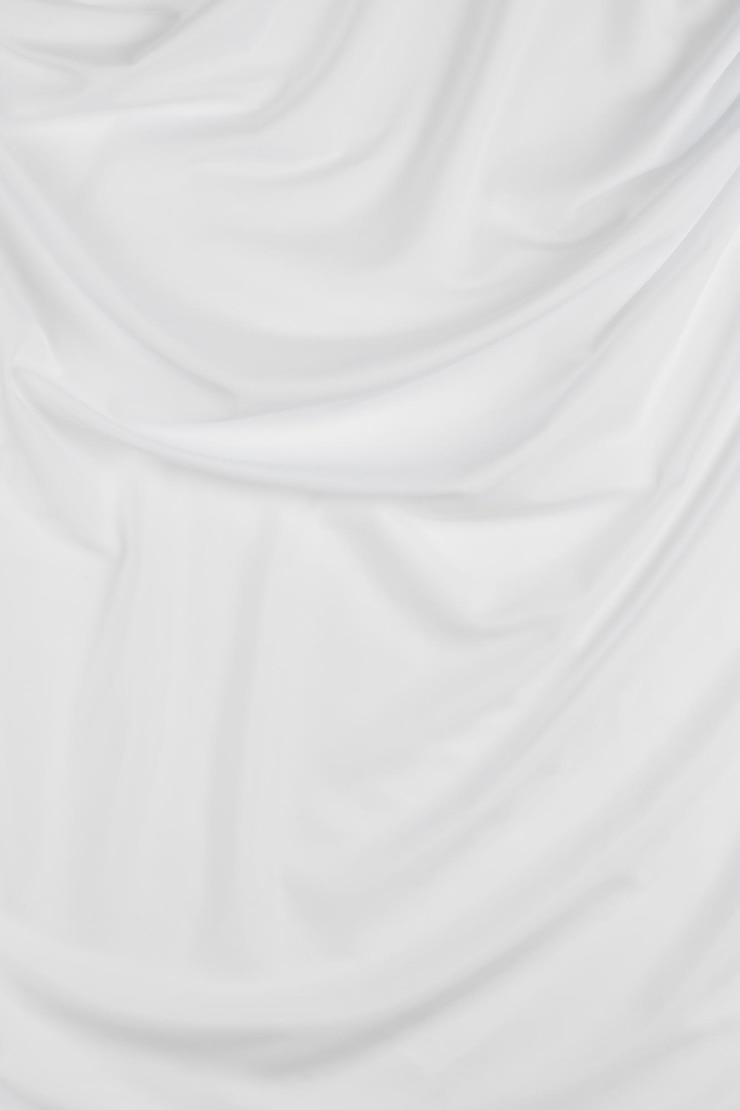 Photo une feuille blanche qui dit "le mot" dessus.
