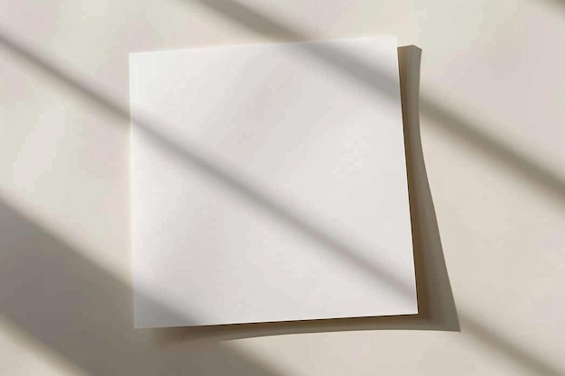 Photo une feuille de papier posée sur une table