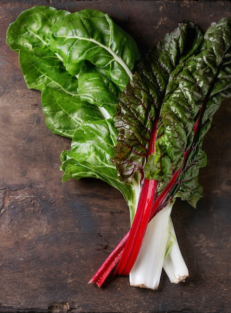 Feuilles de salade Chard mangold